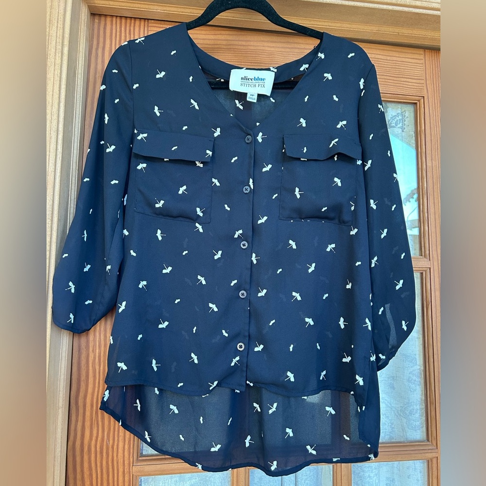 EUC Alice Blue for Stitch Fix - Medium Petite - Blue Dragonflies